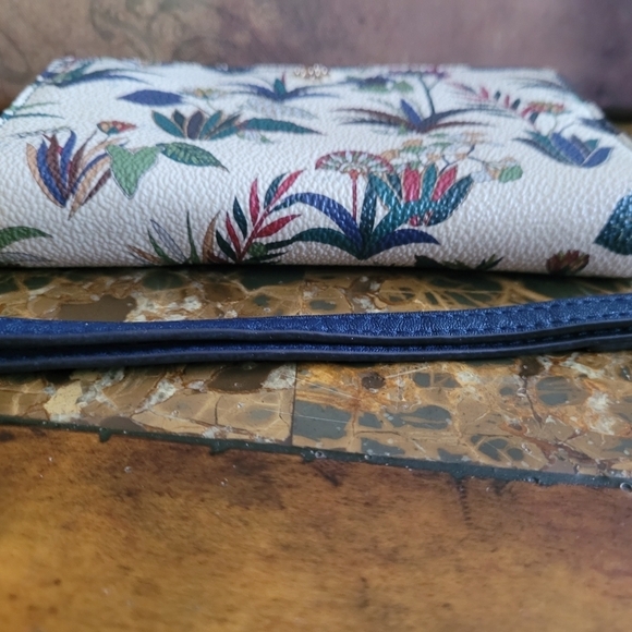 Tory Burch Multicolor Floral Clutch - Picture 5 of 6